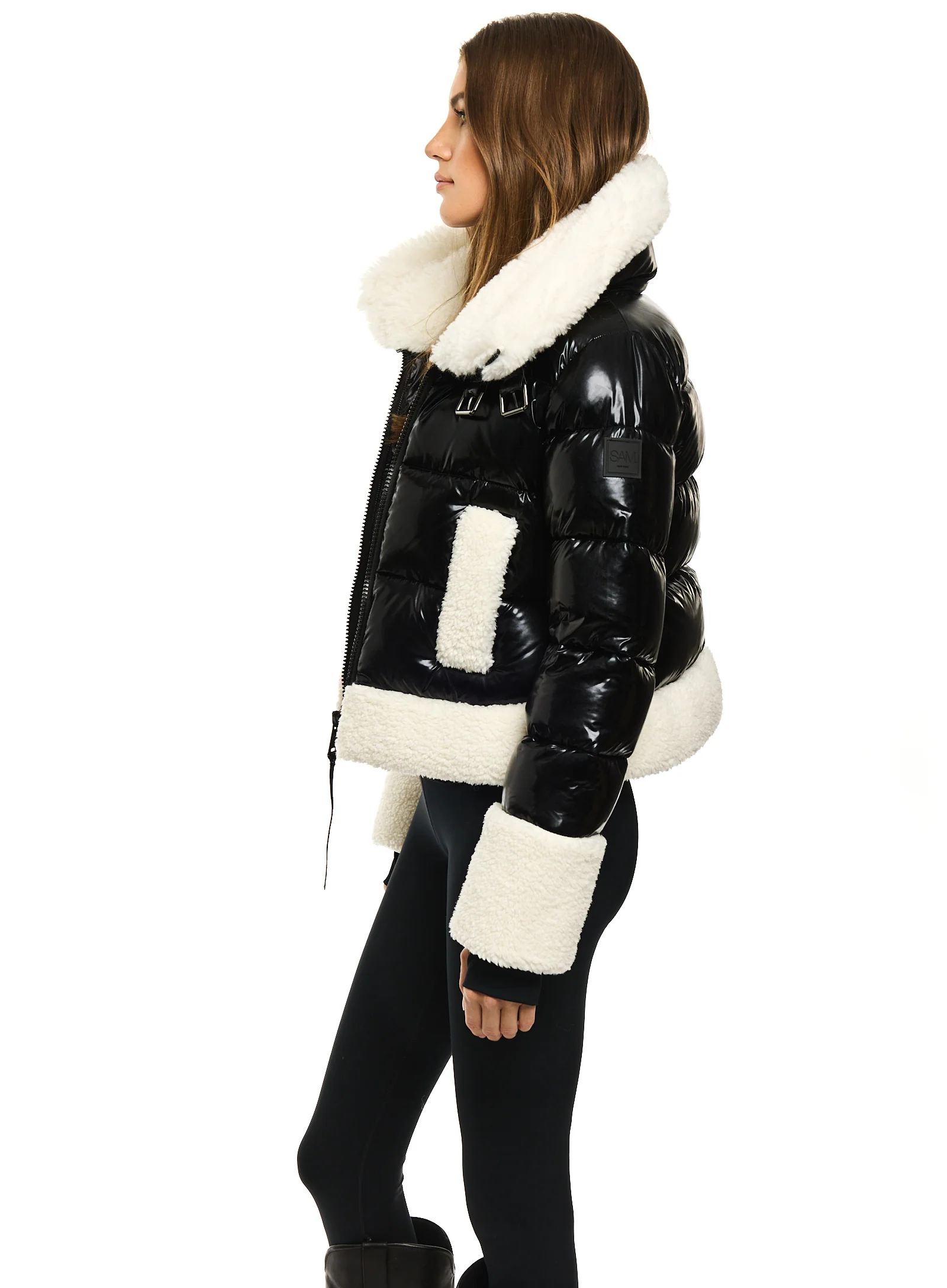 HALLIE - Image 15